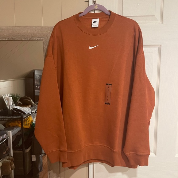 Nike Tops - Nike Oversized Sweatshirt